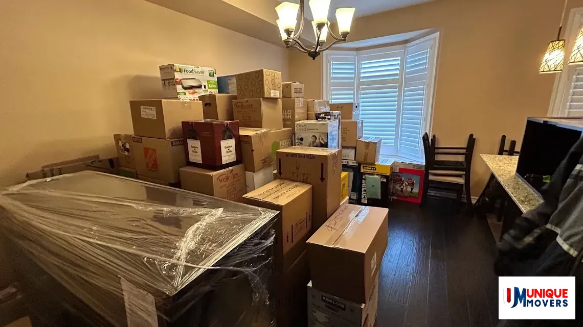 Unique Movers Team