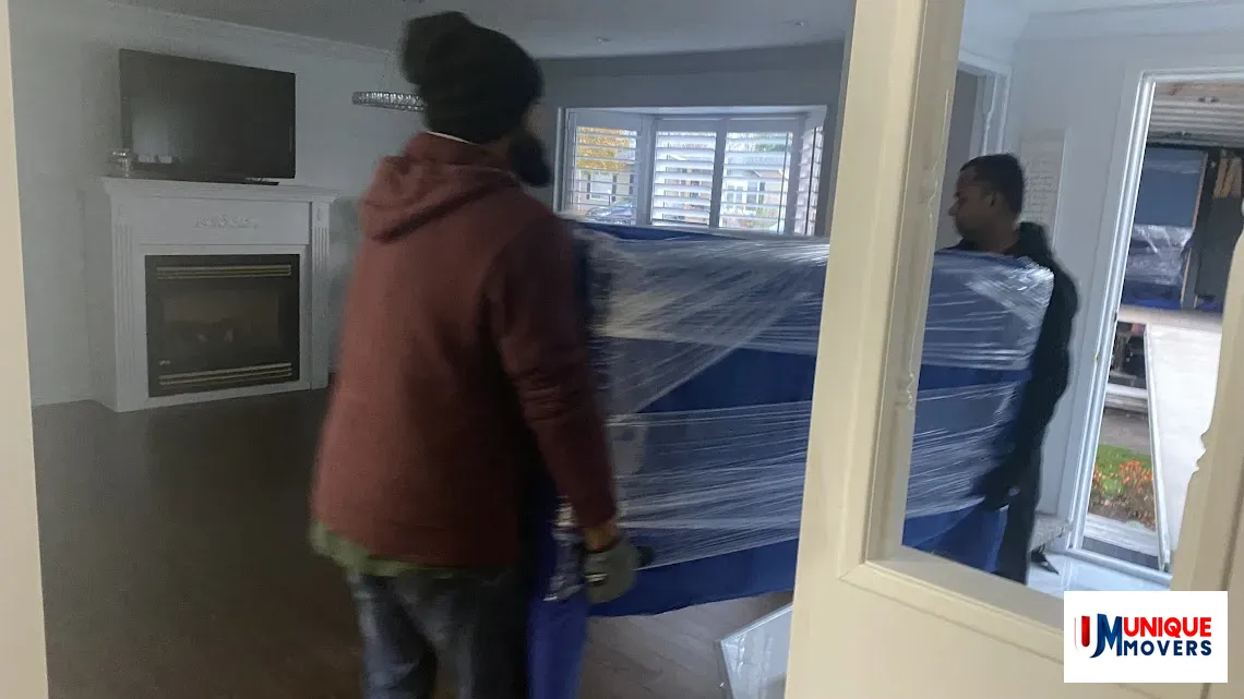 Unique Movers Team